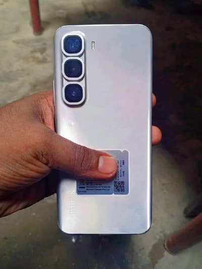 Infinix hote 60 pro plus condition 10 by 10 with charger