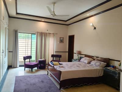 1 kanal fully furnished lower portion available for rent in DHA phase 4