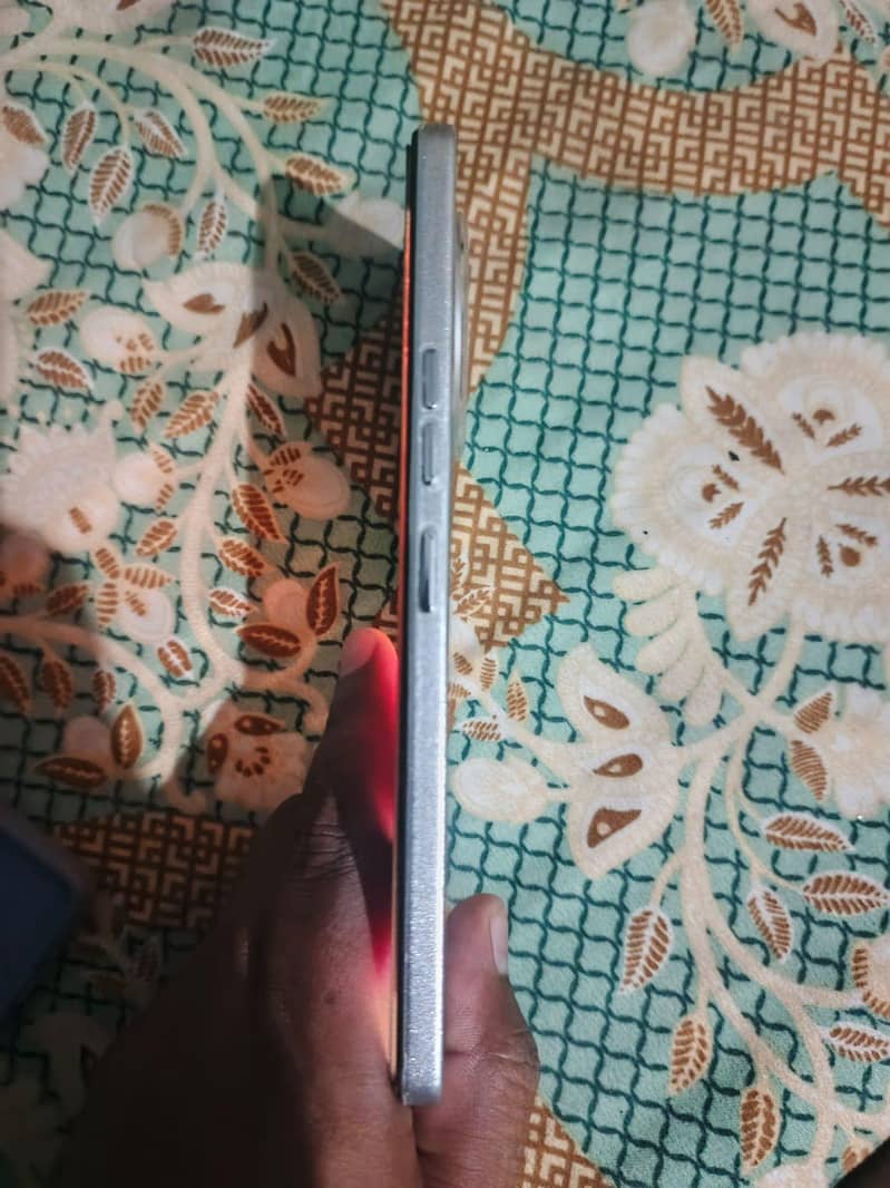Tecno CAMON 30 5