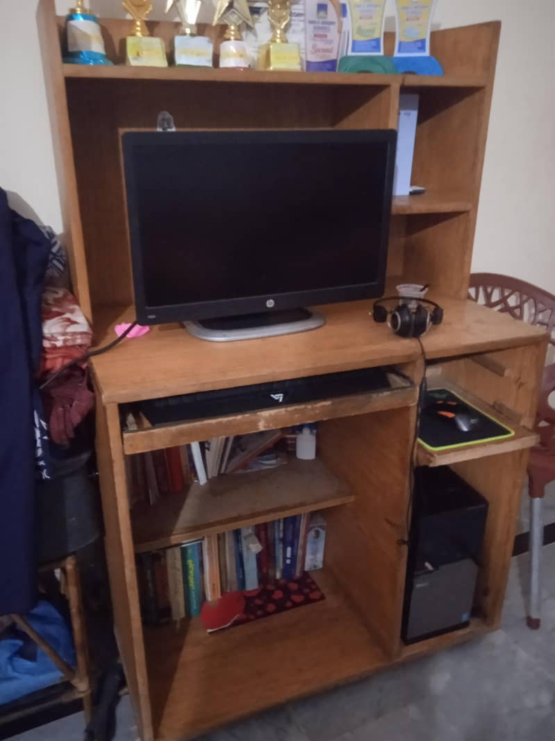 Computer Desk 1