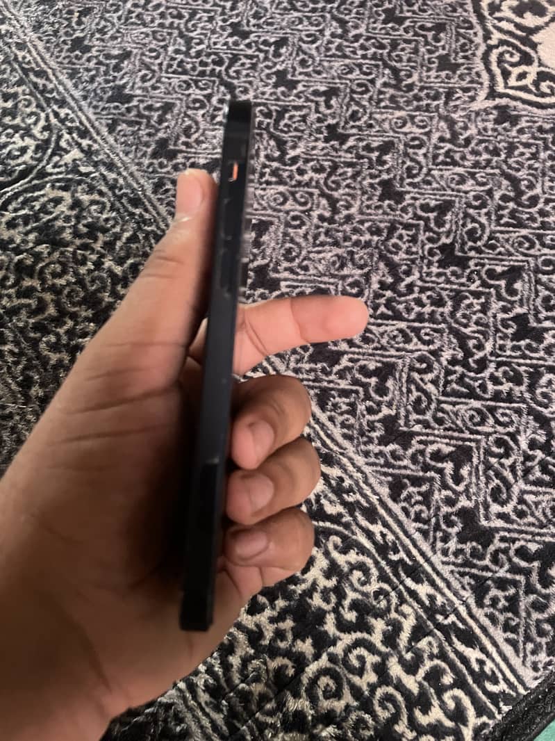 iphone 12 2