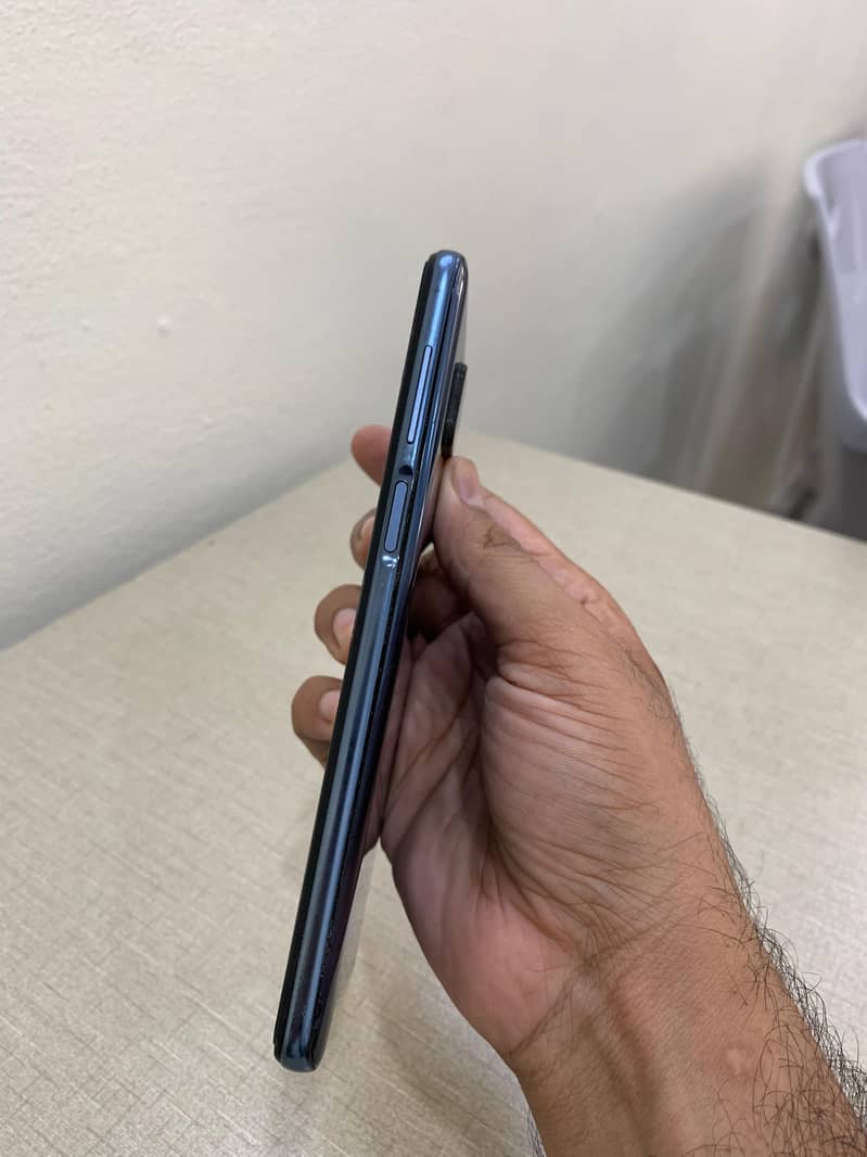Xiaomi Redmi Note 9S 5