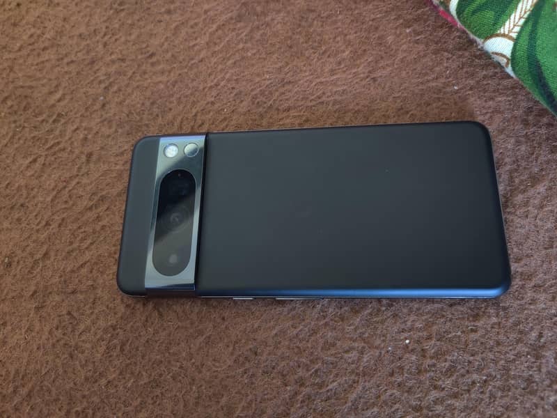 Google Pixel 8 Pro 8
