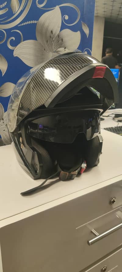 Hi I am selling original Lice Brand Helmet fully Heavy