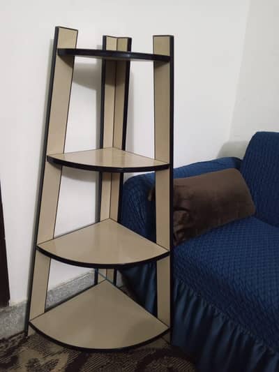 corner Bookshelf available for sale in Rawalpindi