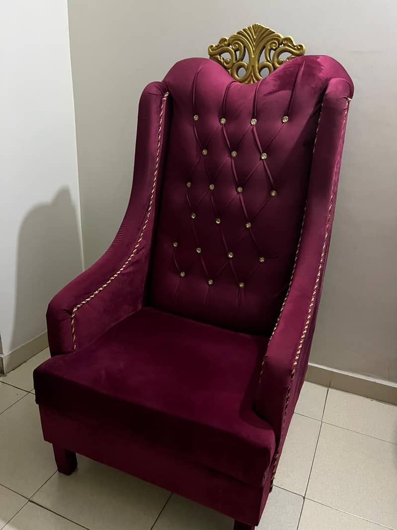 High Back Chairs with Table 4