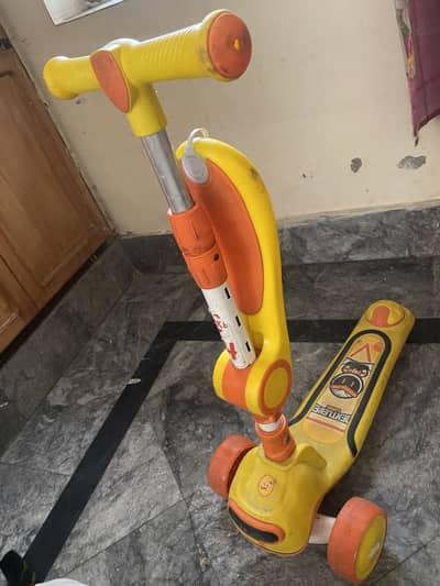 Kid’s scooter