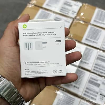 Apple 40@ Dynamic Power Adapter Brand New Box Pack Original