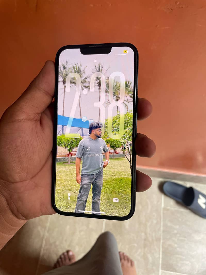 Apple iPhone 14 2