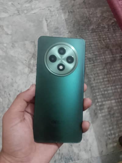 OPPO RENO 12 F 5G 12/256 with complete box touch glass break rs:45k