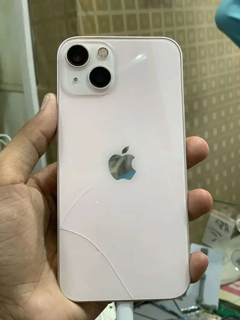 Apple iPhone 13 0