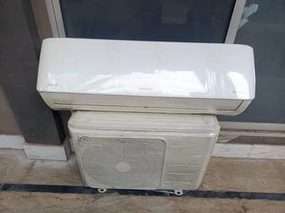 1.5 ton Ac Dc inverter Orient (0336/7070/370) quick cooling