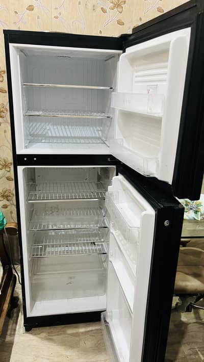 Pel Refrigerator