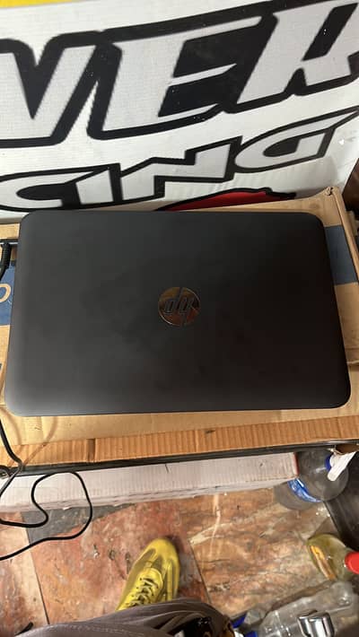 hp laptop 4 32 gb memory 10/10 condition