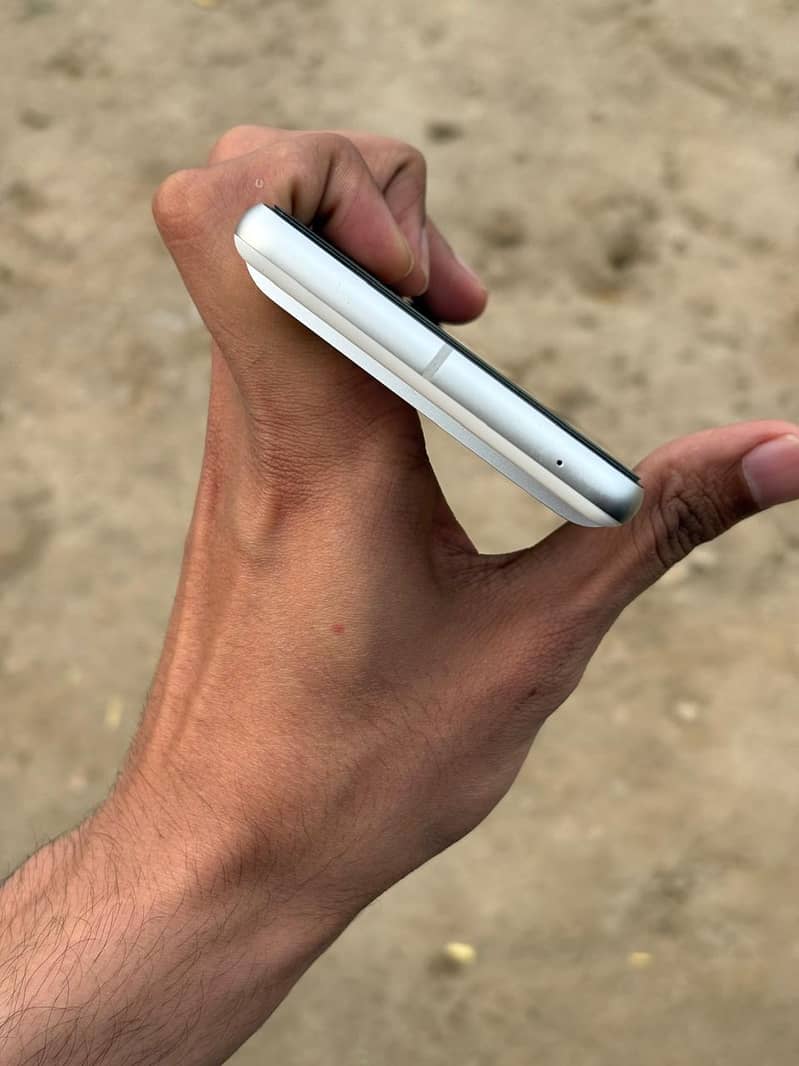 Google Pixel 7 2
