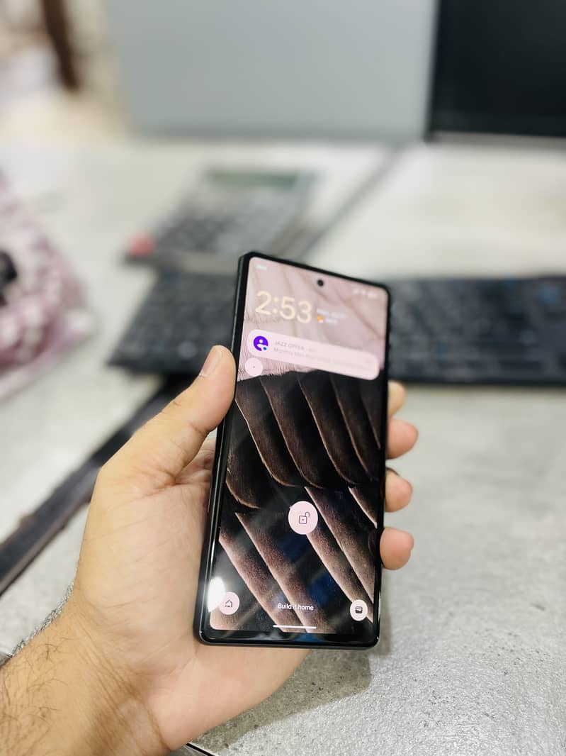 Google Pixel 7a 5