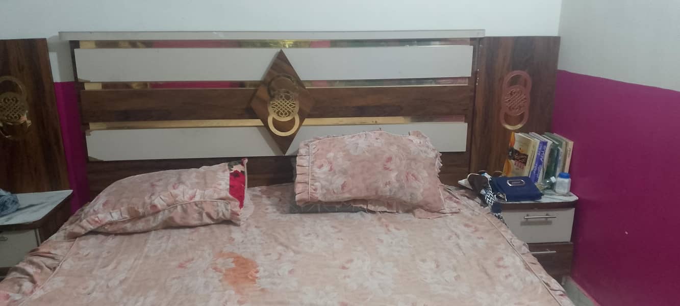 فرنیچر برائے فراخت 0