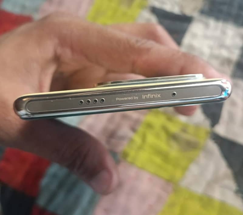 Infinix Zero 30 3