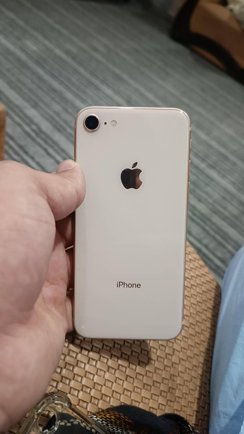 Apple iPhone 8 0