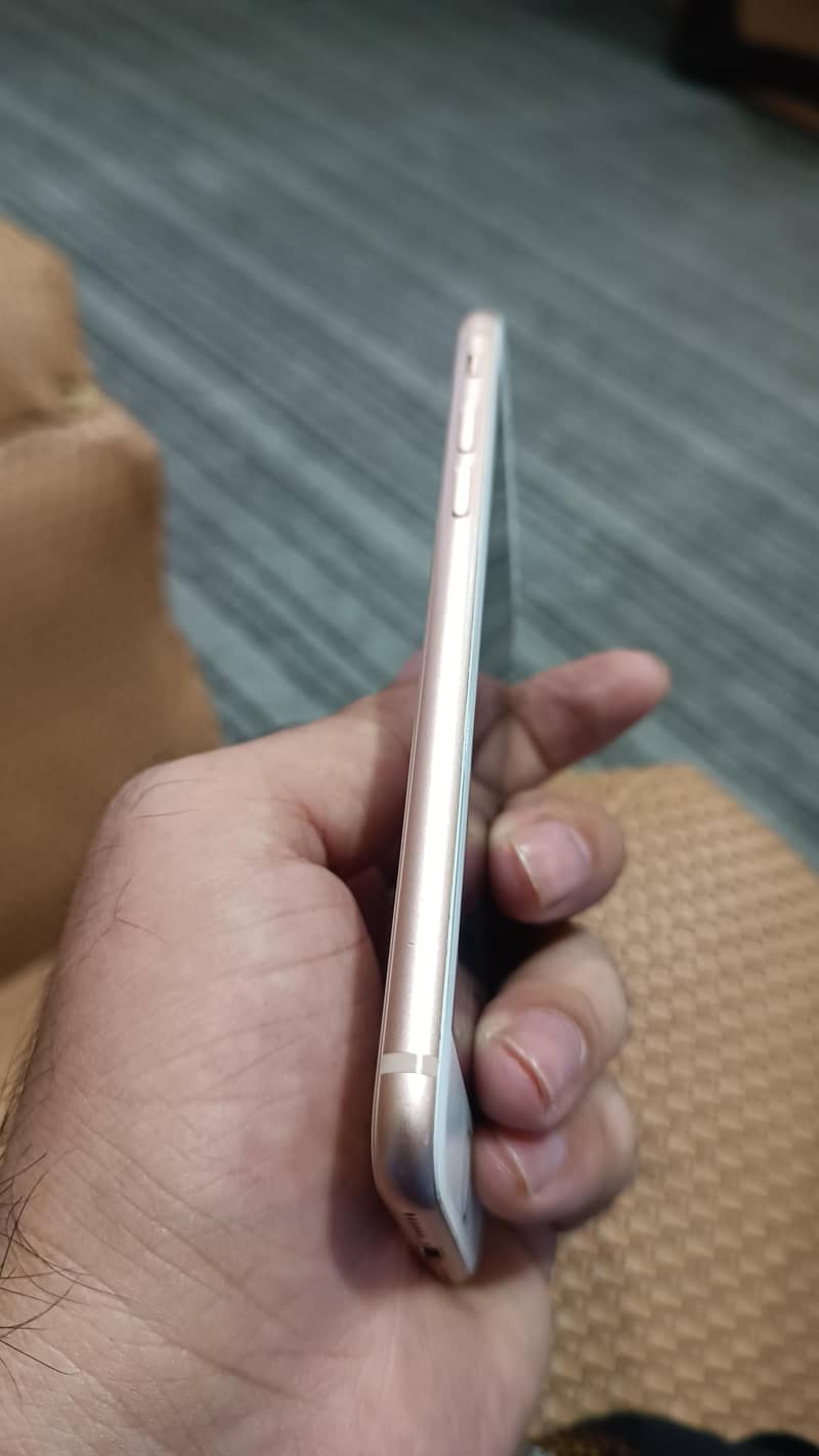 Apple iPhone 8 2