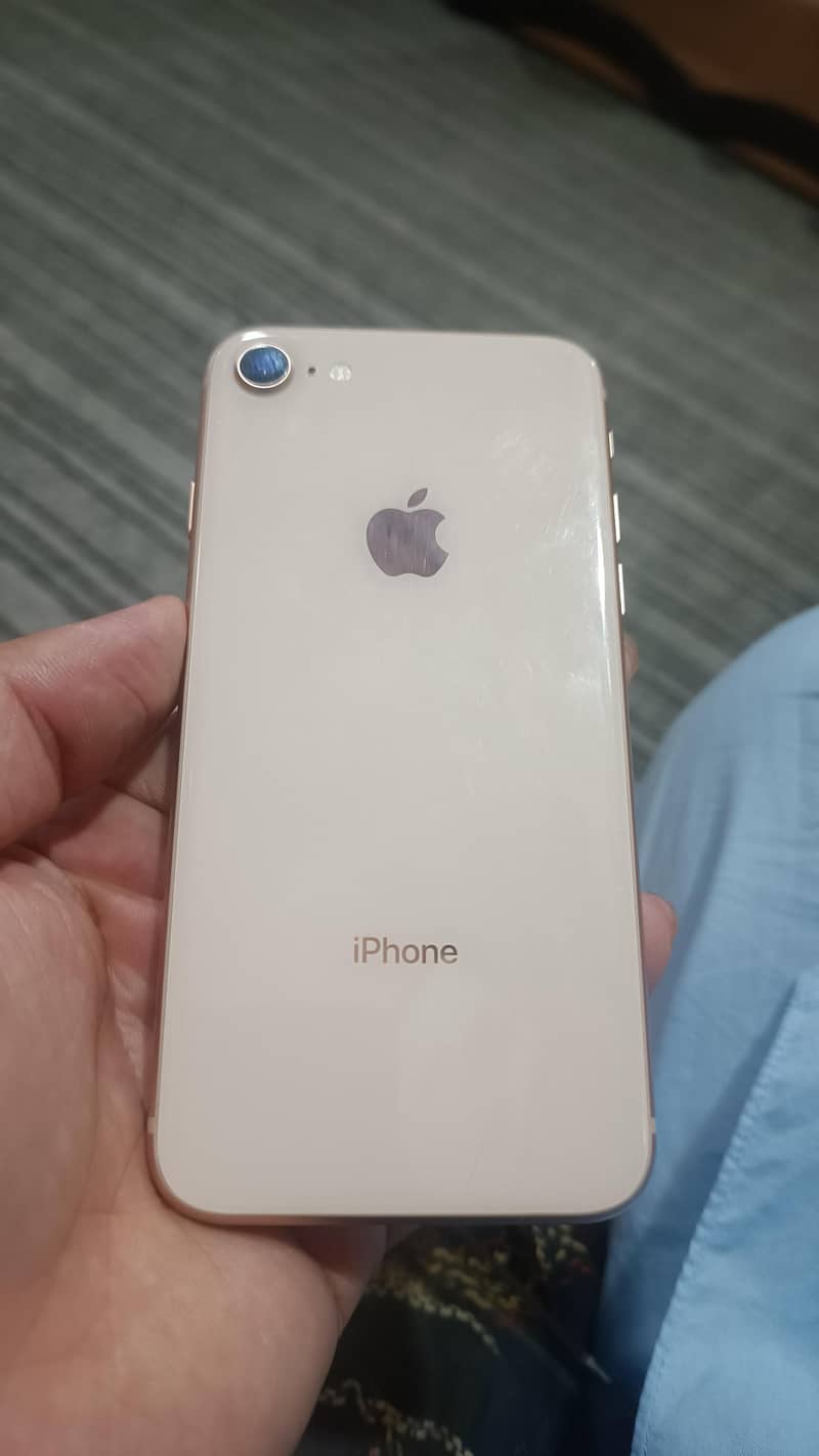 Apple iPhone 8 3