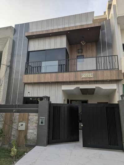 5 Marla Brand New Modern House for Sale in Royal Orchard Multan|Ready