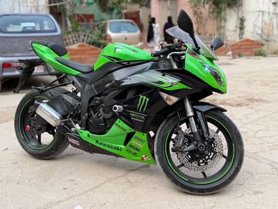 Kawasaki ZX-6R 600cc Green - Untouched Engine | Akrapovič & Frame Slid