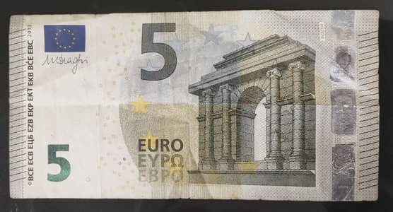 Foreign Currency Banknote and Coins For Collection