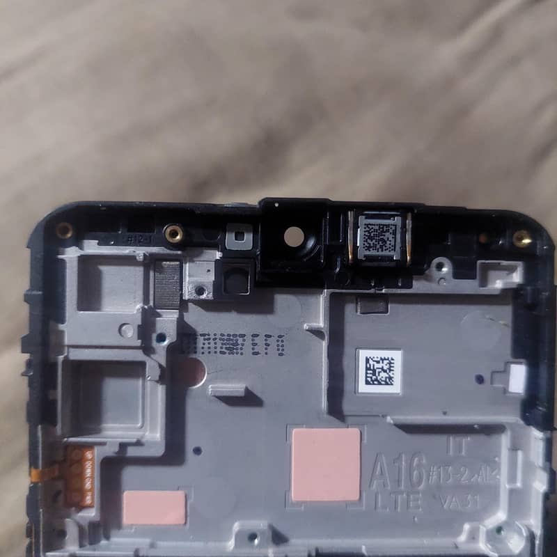 Samsung A16 panel 1