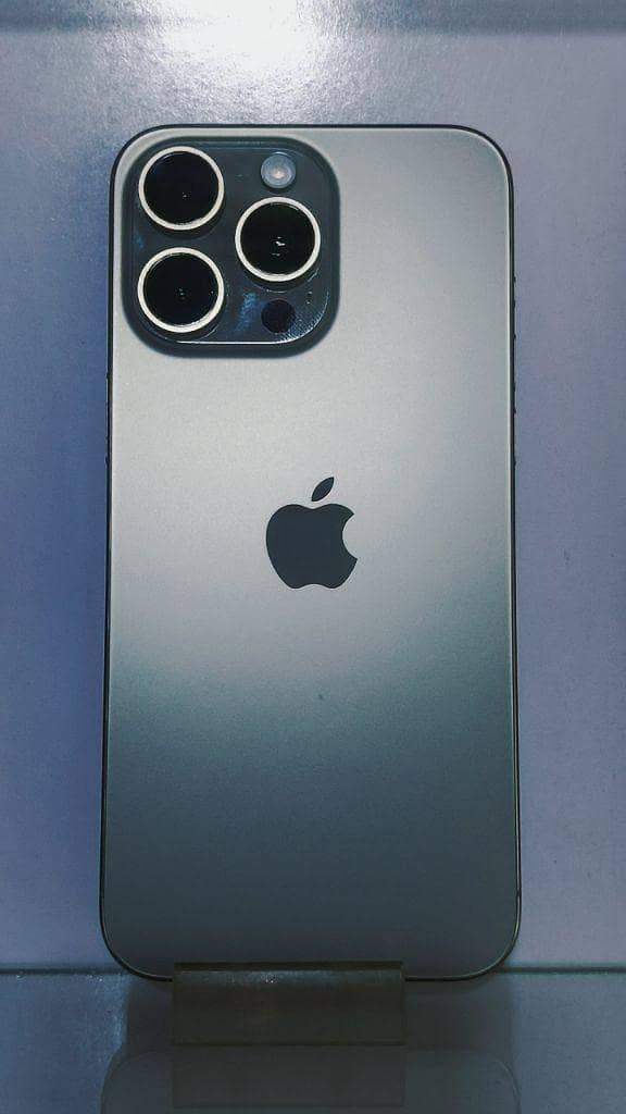 iphone 15 pro max 1