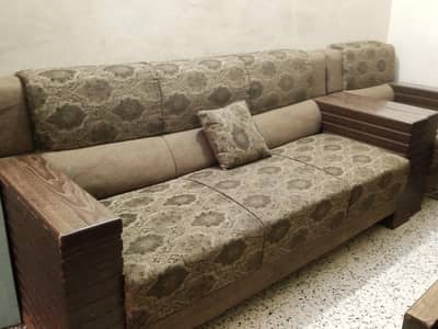 1 y old sofa set for sale