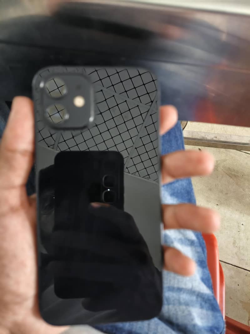 Apple iPhone 12 0