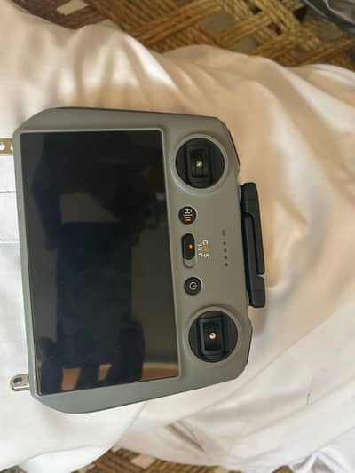 ⁠DJI Mini 4 Pro Drone + RC 2 (Built-in Screen) - 10/10 Condition