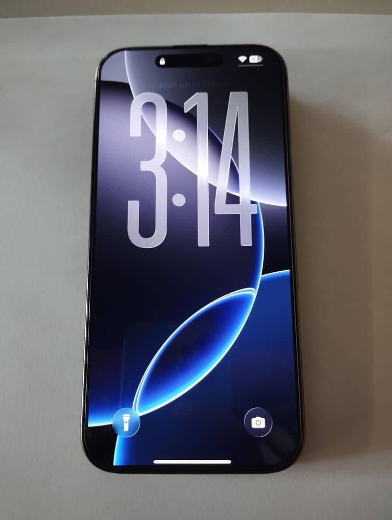Apple iPhone 16 Pro Max 0