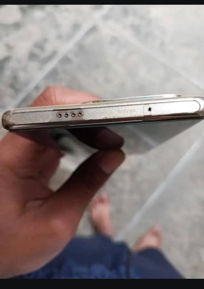 Infinix Zero 30 3