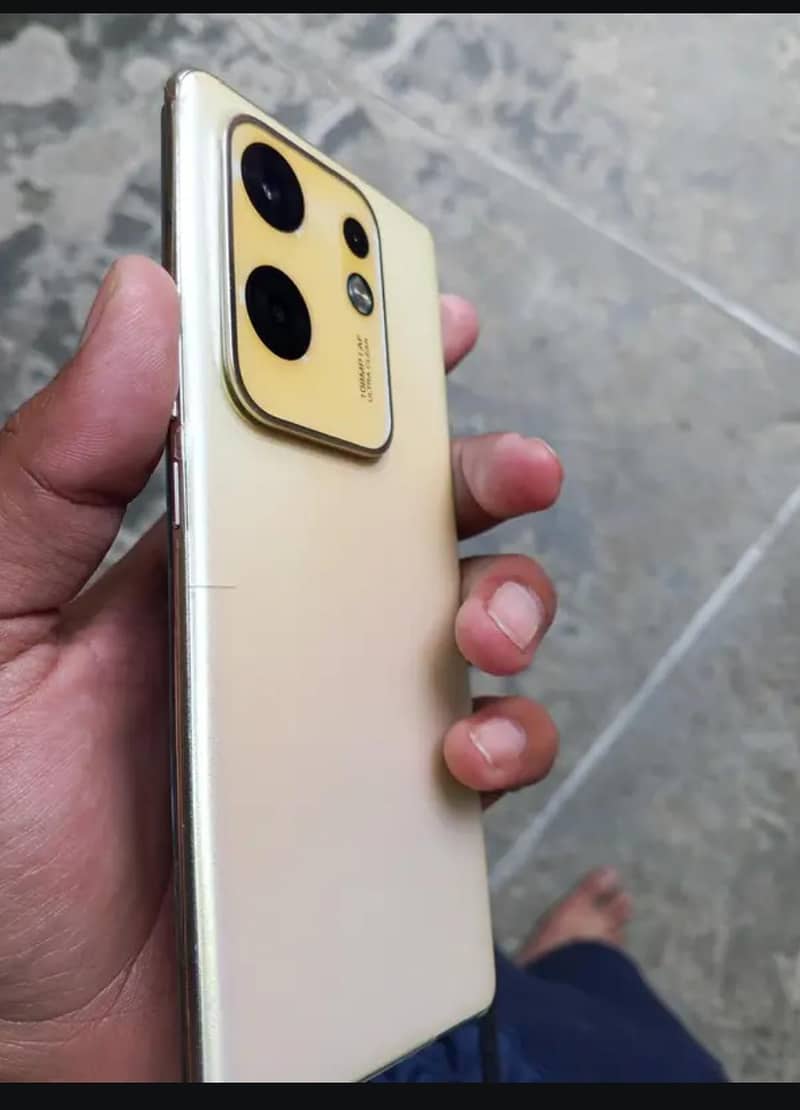 Infinix Zero 30 4