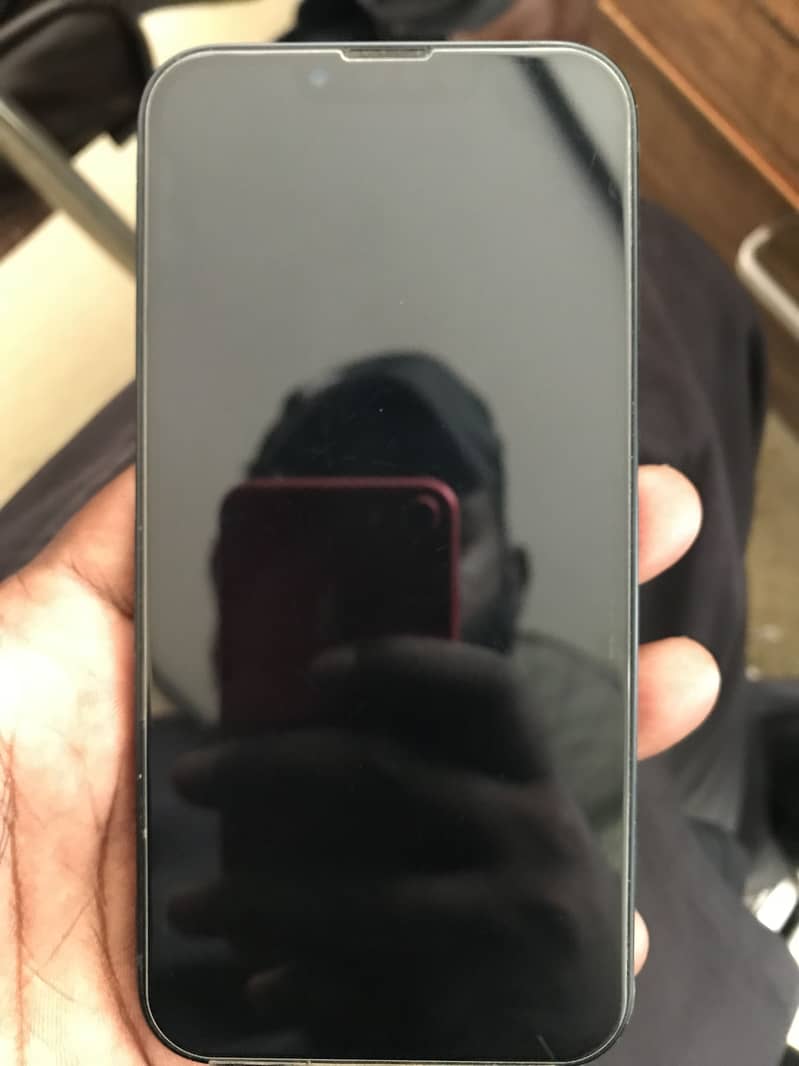Apple iPhone 13 5