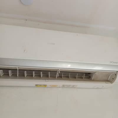 Haier ac in full neat conditions with out ki 03448502692