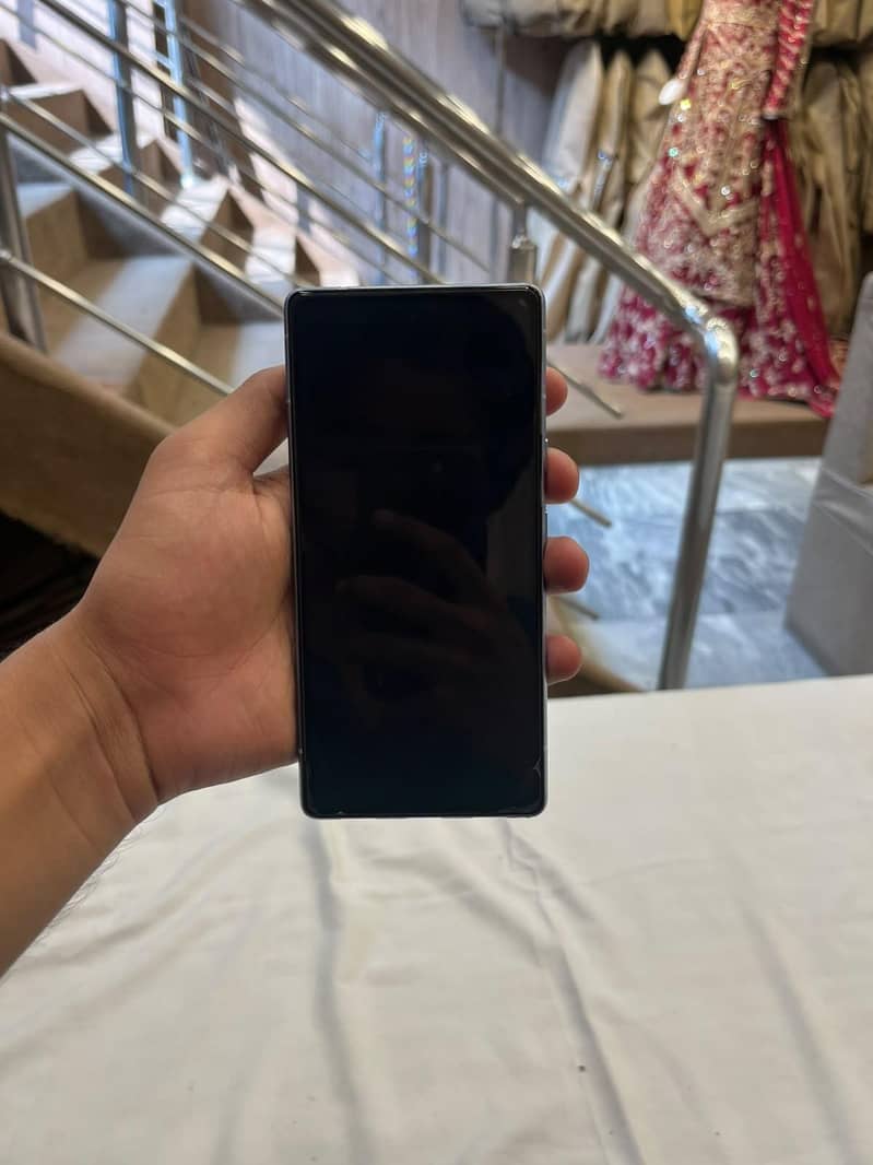 Google Pixel 7a 6