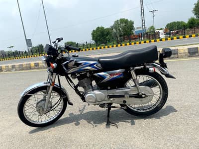 Honda CG 125 2025