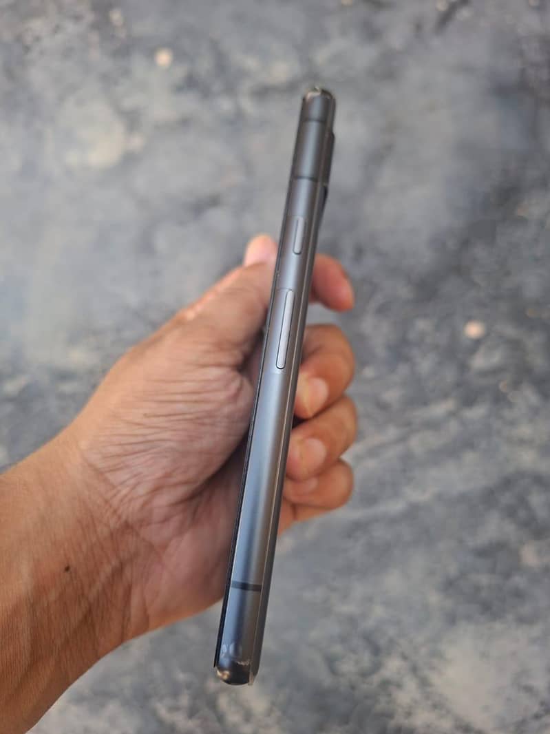 Google Pixel 7a 3