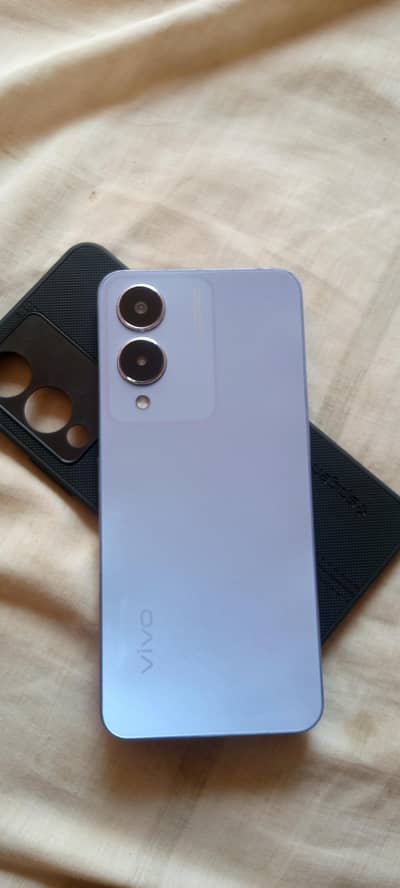 Vivo Y17s