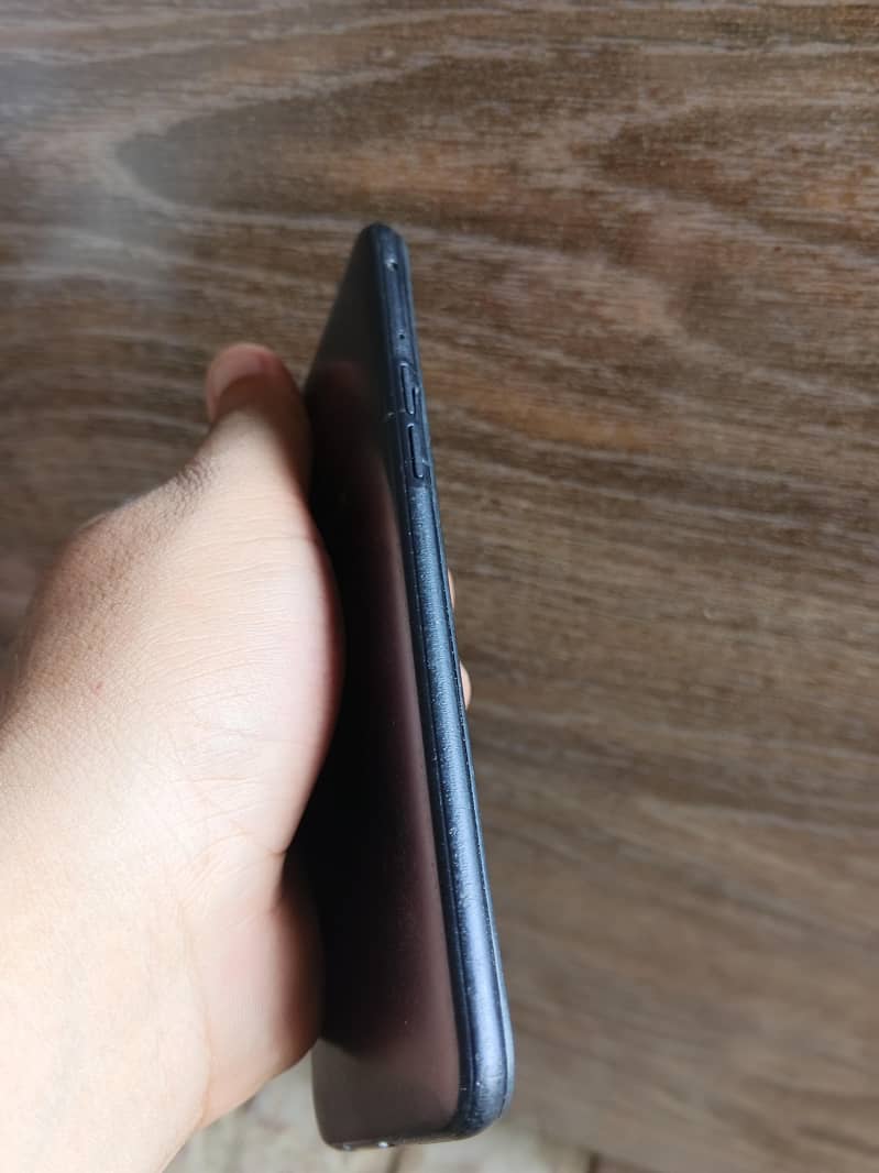 OPPO A1k 4