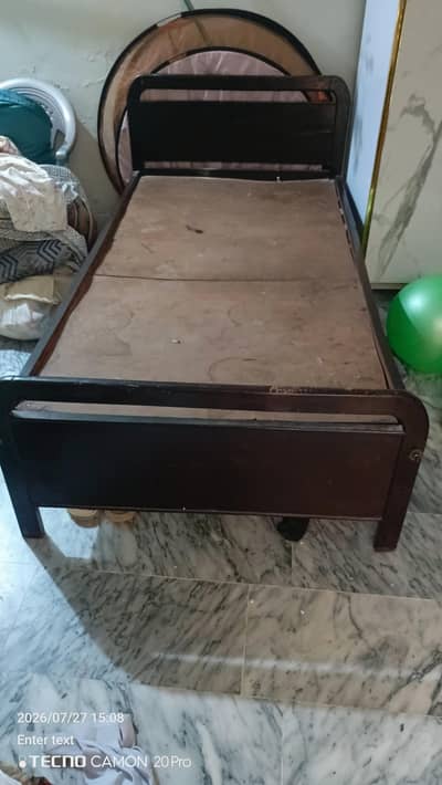 Wooden Single Bed for Sale – Strong & Good Condition