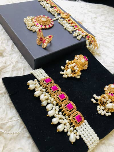 Jewelry set for sale (condition 10/10)