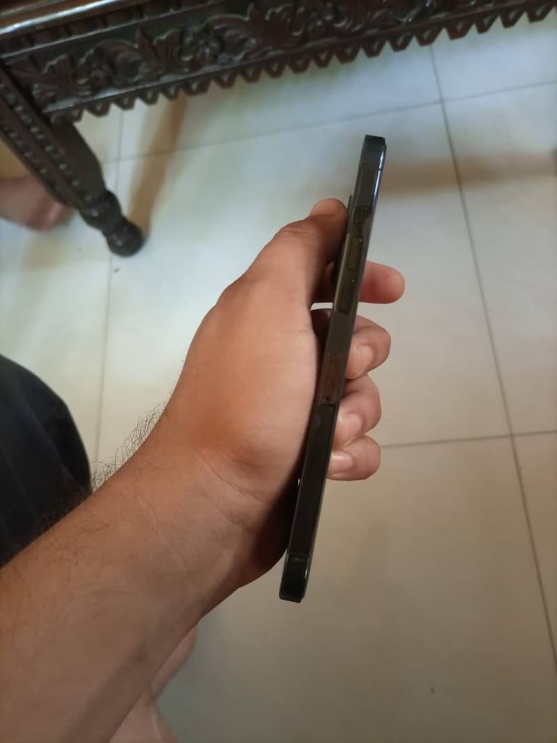 Apple iPhone 12 Pro Max 11