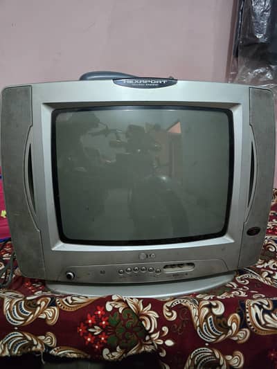 LG TV 14 Inches 10/10 Condition All Original