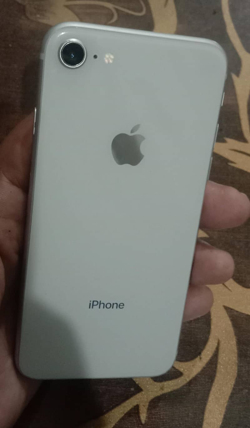 Apple iPhone 8 7