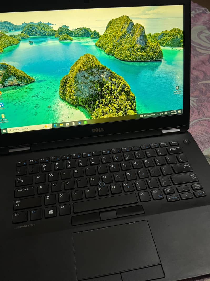 Latitude E7470 0