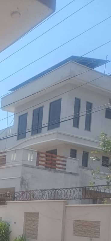 BANI GALA 1 KANAL BRAND NEW TRIPLE STOREY HOUSE FOR SALE